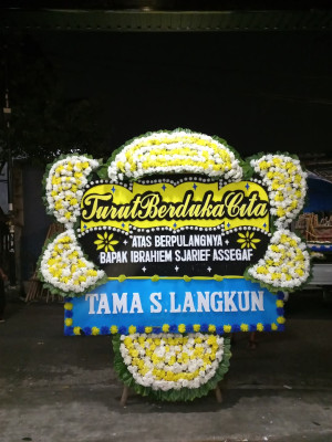 Papan Bunga Duka di Sidorame Barat I